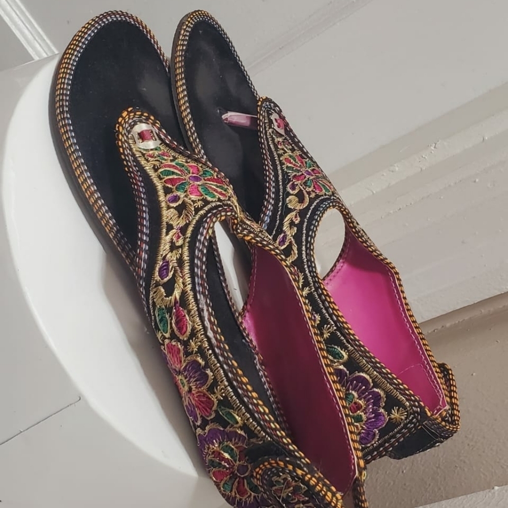 Indian Style Boho traditional Open Toe Sandals Embroidered Flat. 8.5 🌴 - Picture 7 of 10